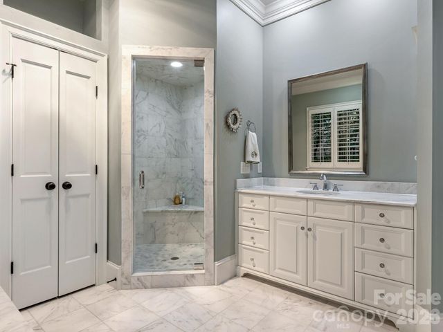 2946 Wheelock Road, Charlotte, NC 28211