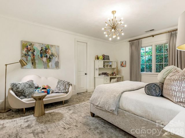 2946 Wheelock Road, Charlotte, NC 28211