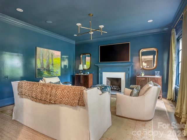 2946 Wheelock Road, Charlotte, NC 28211