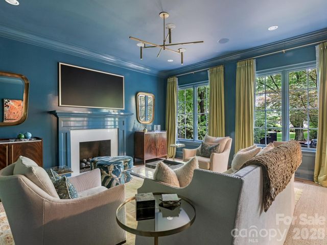 2946 Wheelock Road, Charlotte, NC 28211