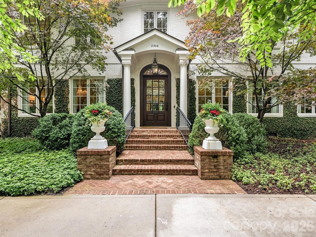 2946 Wheelock Road, Charlotte, NC 28211
