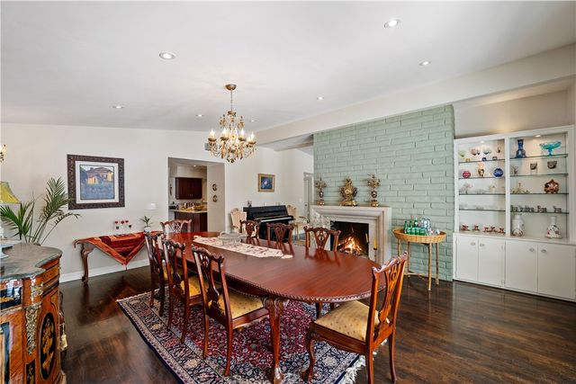 22441 Martha, Woodland Hills, CA 91367