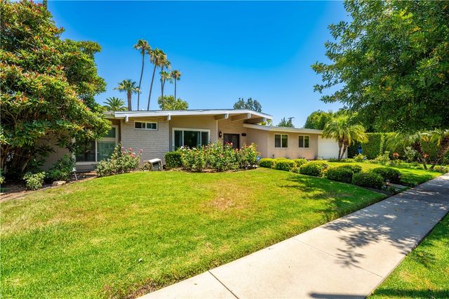 22441 Martha, Woodland Hills, CA 91367