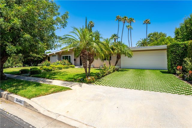 22441 Martha, Woodland Hills, CA 91367