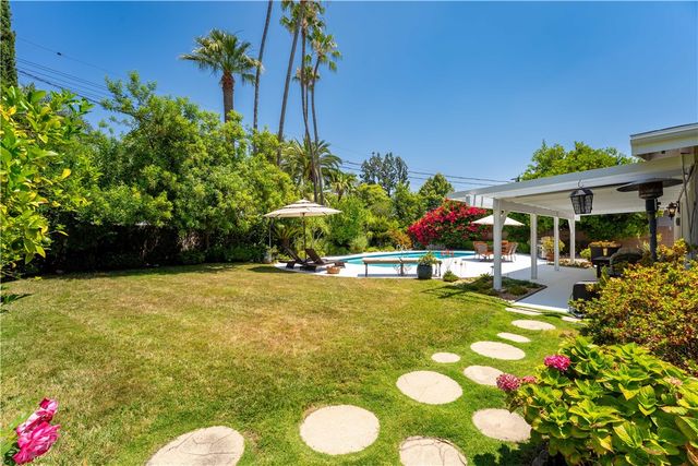 22441 Martha, Woodland Hills, CA 91367