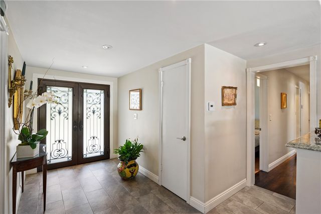22441 Martha, Woodland Hills, CA 91367