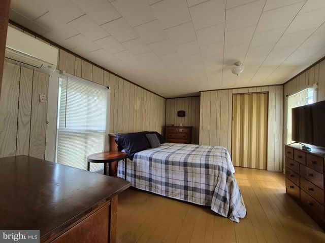 715 MAIN ST, Sharptown, MD 21861