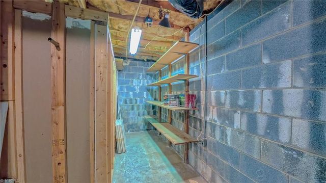 154 Lois Lane, Mount Airy, NC 27030