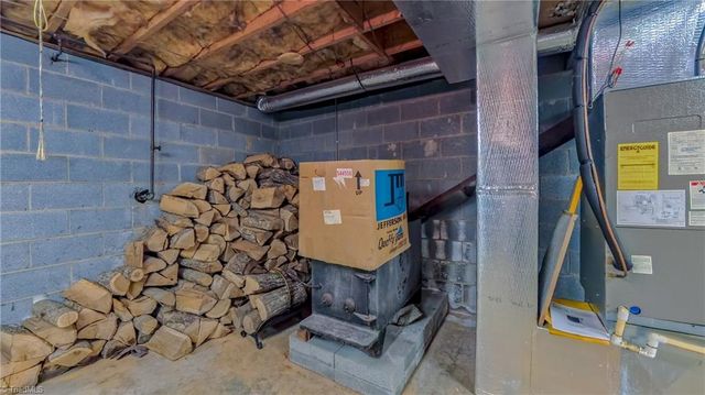 154 Lois Lane, Mount Airy, NC 27030
