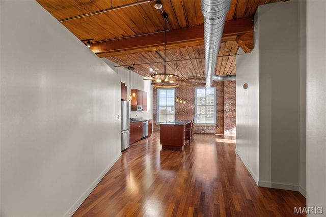 721 N 17th Street 405, St Louis, MO 63103