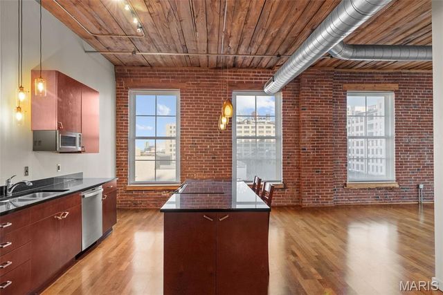 721 N 17th Street 405, St Louis, MO 63103