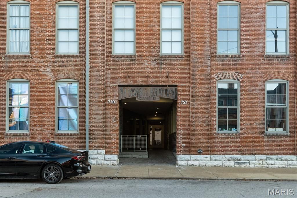 721 N 17th Street 405, St Louis, MO 63103