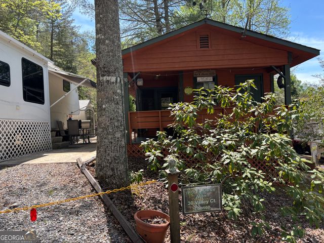 30 Valley Court, Cleveland, GA 30528