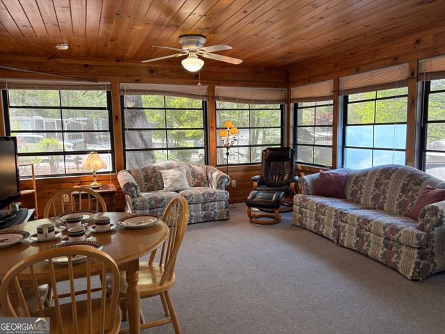 30 Valley Court, Cleveland, GA 30528
