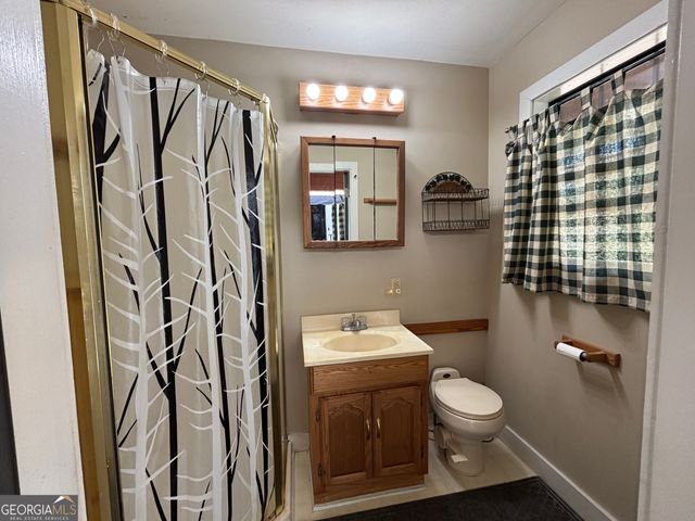 30 Valley Court, Cleveland, GA 30528