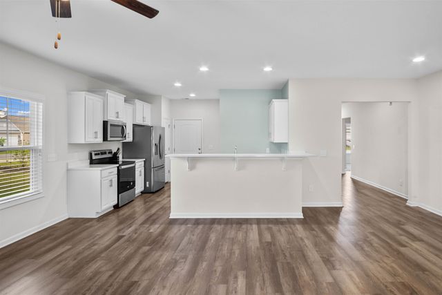 143 Crabapple Dr., Longs, SC 29568