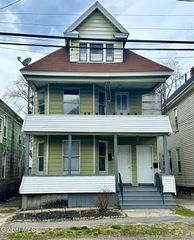 79 Robinson Street, Schenectady, NY 12304