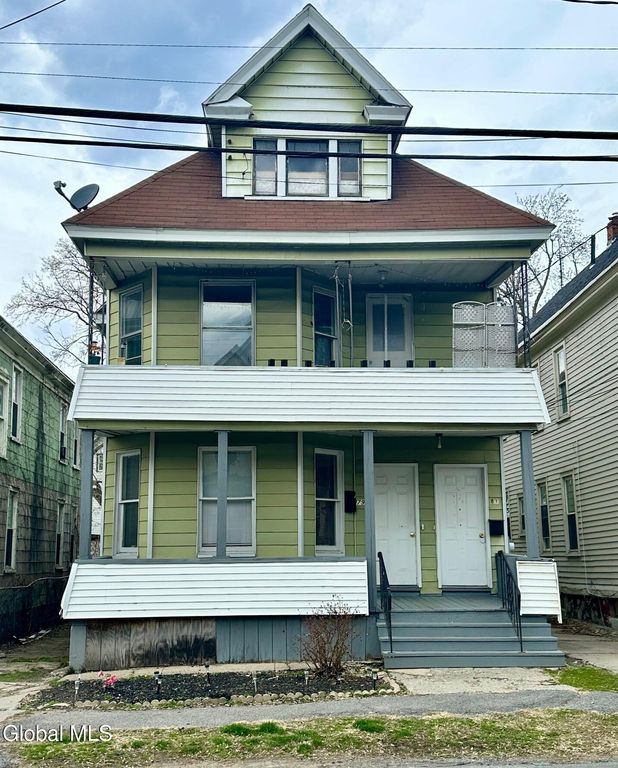 79 Robinson Street, Schenectady, NY 12304