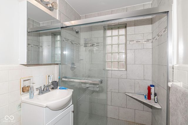 5303 N College Avenue, Indianapolis, IN 46220