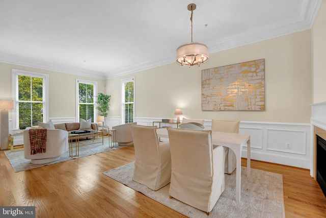 1722 POTOMAC GREENS DR, Alexandria, VA 22314