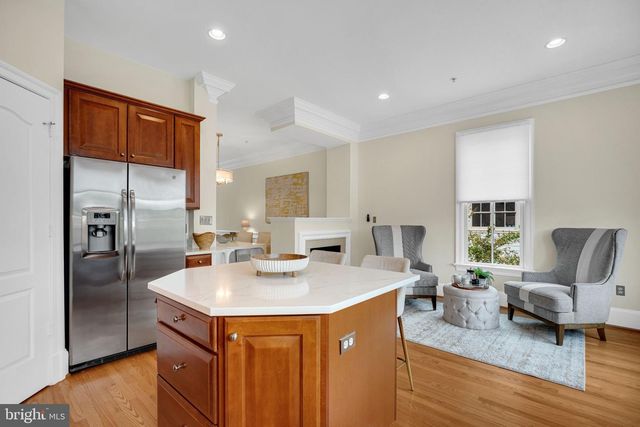 1722 POTOMAC GREENS DR, Alexandria, VA 22314