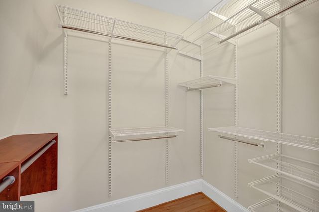 1722 POTOMAC GREENS DR, Alexandria, VA 22314