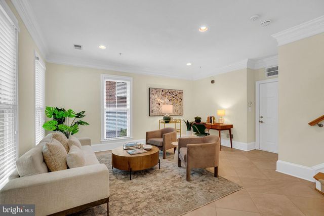 1722 POTOMAC GREENS DR, Alexandria, VA 22314
