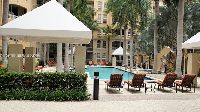 3001 NE 185th St 222, Aventura, FL 33180