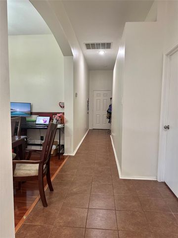 2623 Sockeye Drive, Houston, TX 77045