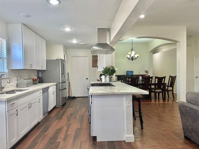 2623 Sockeye Drive, Houston, TX 77045