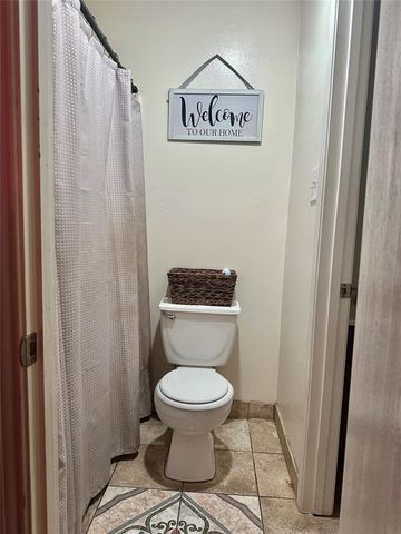 2623 Sockeye Drive, Houston, TX 77045