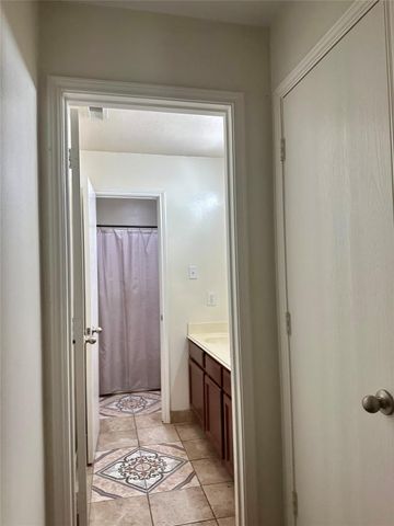 2623 Sockeye Drive, Houston, TX 77045