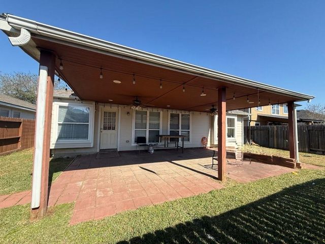 2623 Sockeye Drive, Houston, TX 77045