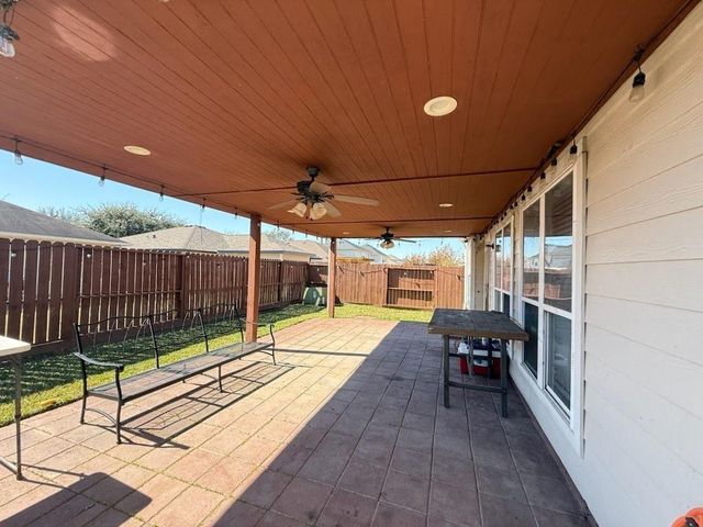 2623 Sockeye Drive, Houston, TX 77045