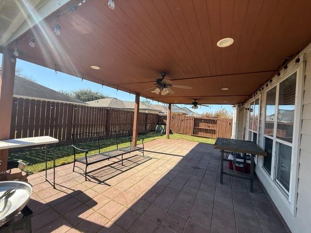 2623 Sockeye Drive, Houston, TX 77045