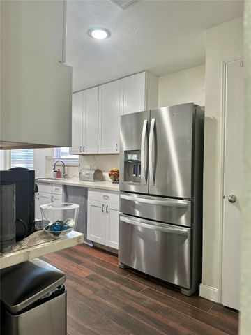 2623 Sockeye Drive, Houston, TX 77045