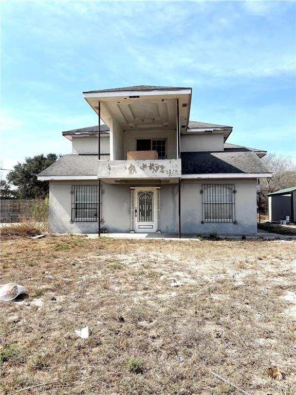207 Loma Blanca Street, Rio Grande City, TX 78582