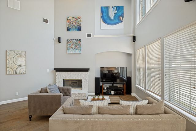 2521 Sir Tristram Lane, Lewisville, TX 75056