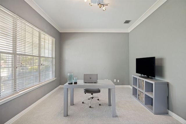 2521 Sir Tristram Lane, Lewisville, TX 75056