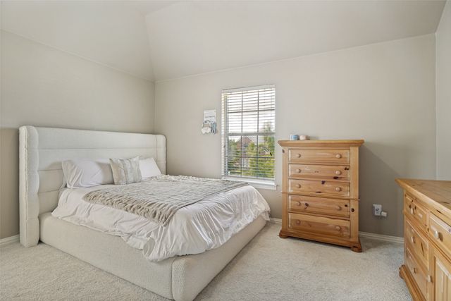 2521 Sir Tristram Lane, Lewisville, TX 75056