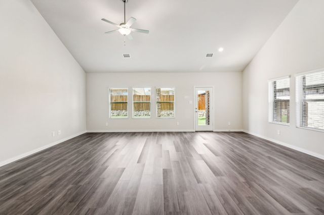 709 Tidal Drive, Princeton, TX 75071