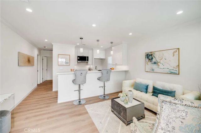 4705 Whitewood, Long Beach, CA 90808