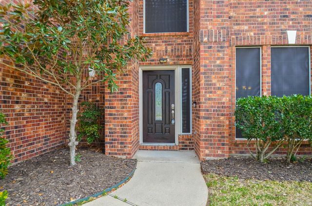 10002 Pine Flats Drive, Houston, TX 77095