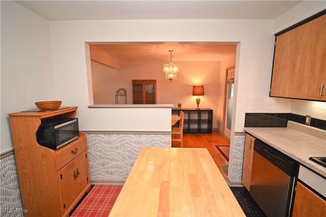 3811 Artmar Drive, Youngstown, OH 44515