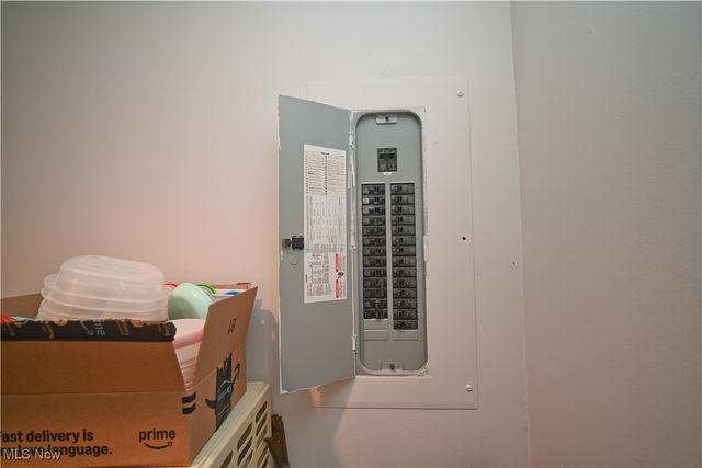 3811 Artmar Drive, Youngstown, OH 44515