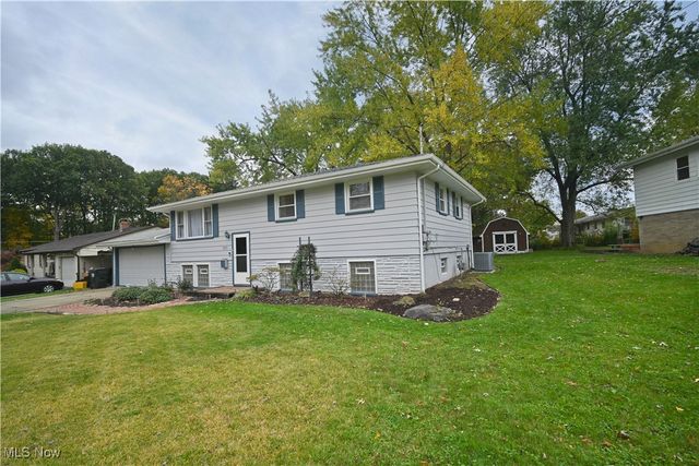 3811 Artmar Drive, Youngstown, OH 44515