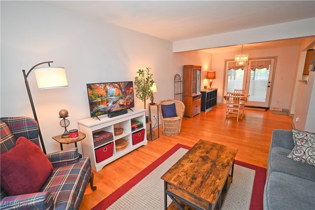 3811 Artmar Drive, Youngstown, OH 44515