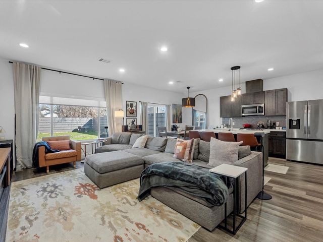 2222 Wavell Street, Houston, TX 77088