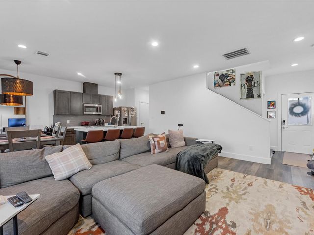 2222 Wavell Street, Houston, TX 77088