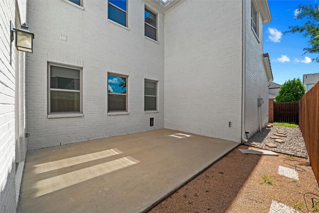 508 Sheer Bliss Lane, Fort Worth, TX 76114